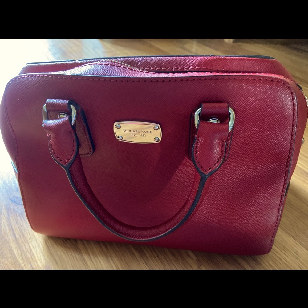 Michael kors purse